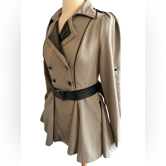 Double Zero Taupe Trench Coat w/Flared Silhouette & faux leather trim Size Small - Picture 6 of 15